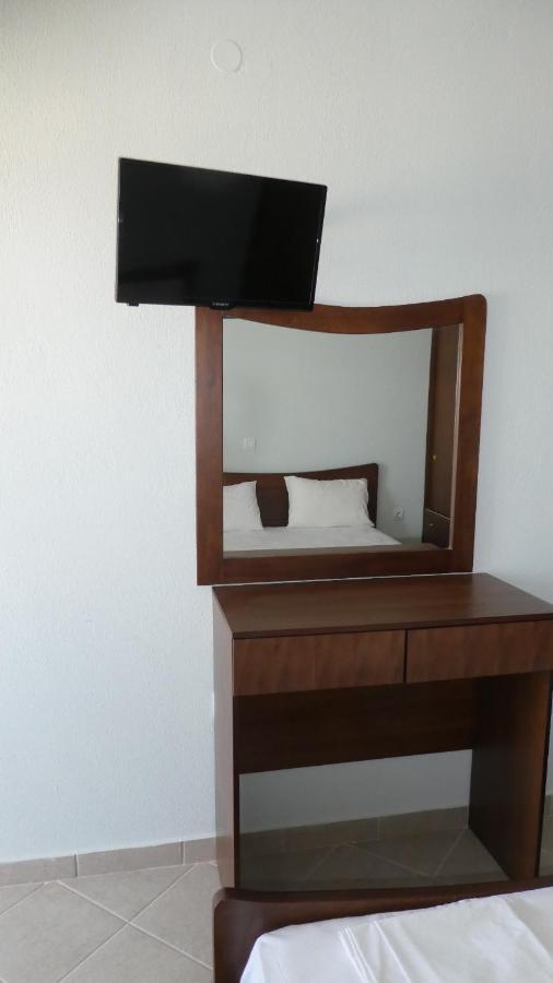 Greece Asprovalta Rooms Accomodation Apartment Hotel Petalo Exterior photo